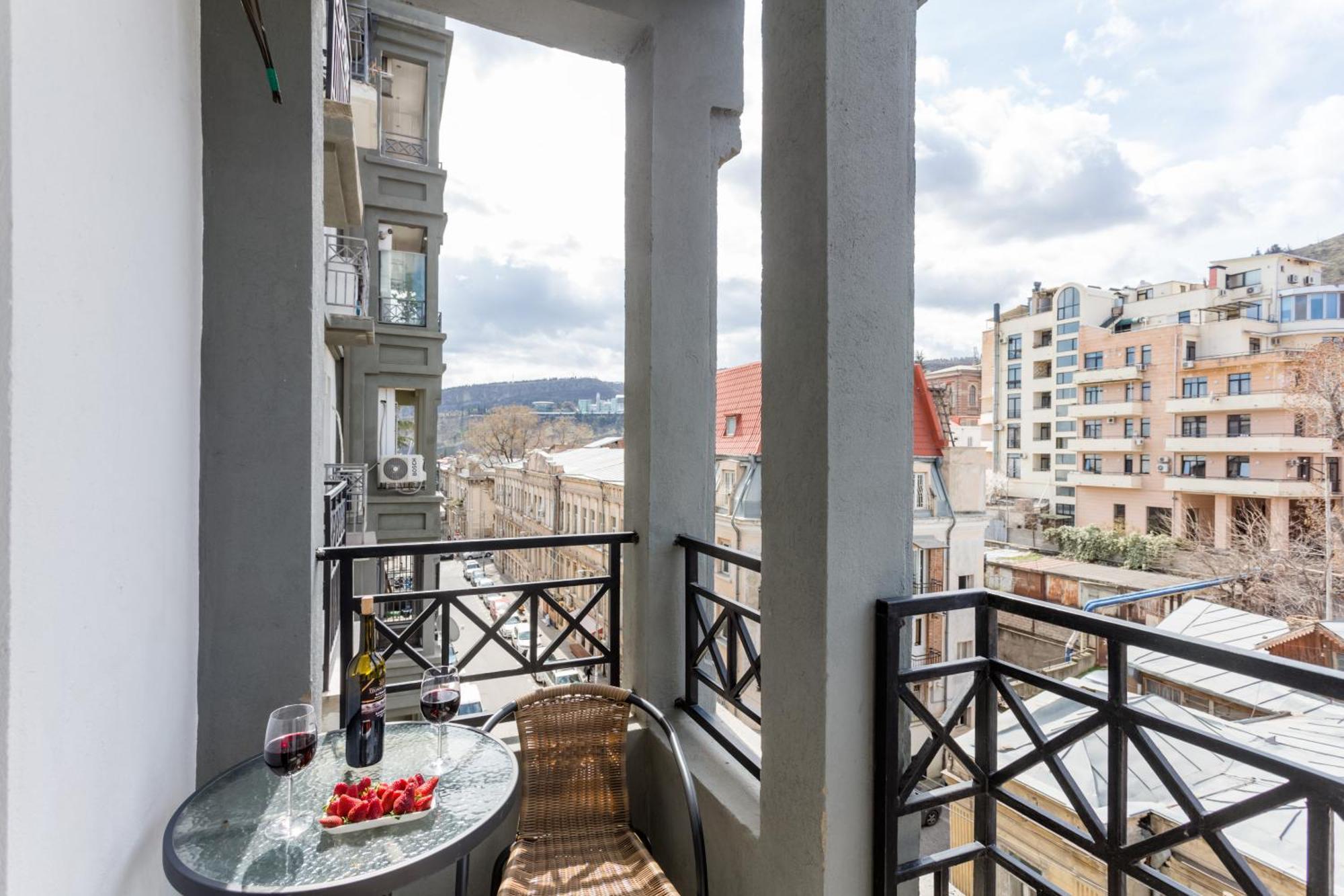 Tbilisi Apartment Ll Exteriör bild